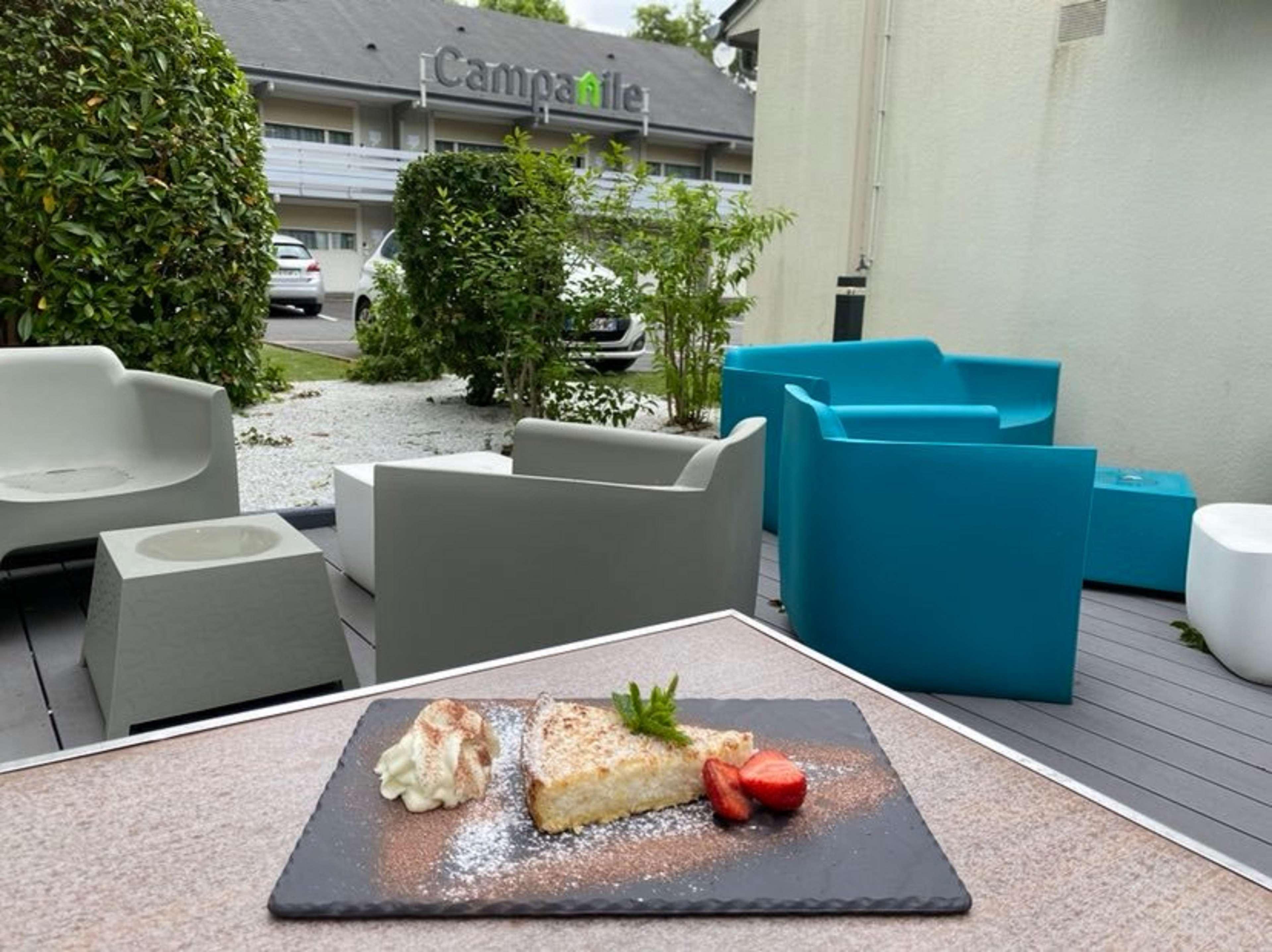 Campanile Tours Sud ~ Joue-Les-Tours Hotel Exterior foto